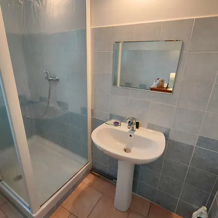 Etage Privatif Au Calme - 2 & Salle De Bains